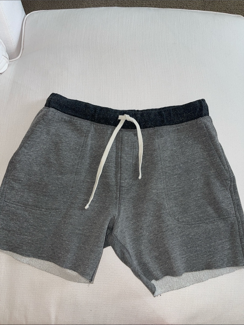 CHUBBIES Gray Drawstring Sweatpants Style Shorts
